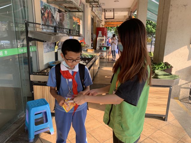 三鄉(xiāng)鎮(zhèn)開展“守護(hù)校園安全，護(hù)學(xué)禁毒兩不誤”宣傳活動三鄉(xiāng)鎮(zhèn)開展“守護(hù)校園安全，護(hù)學(xué)禁毒兩不誤”宣傳活動